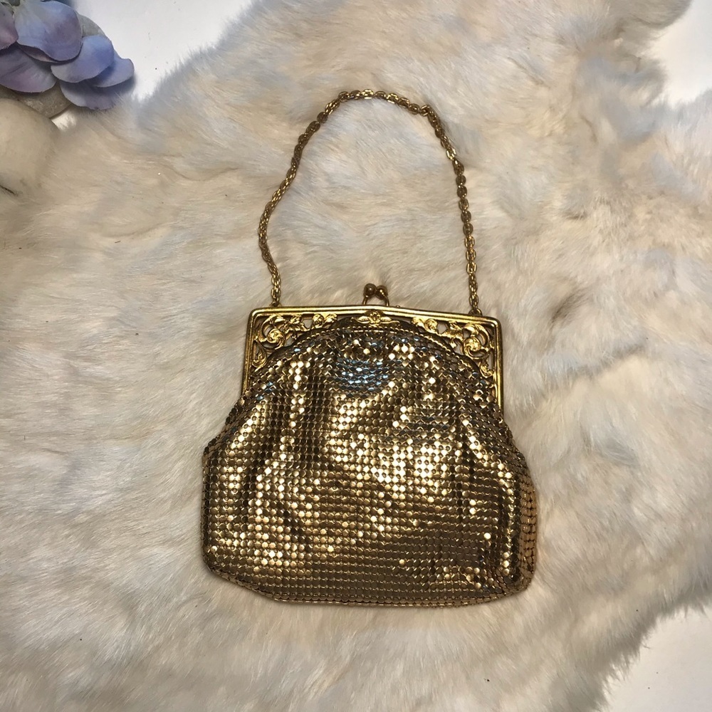 Antique Whiting & Davis Gold Mesh Metal Frame Bag